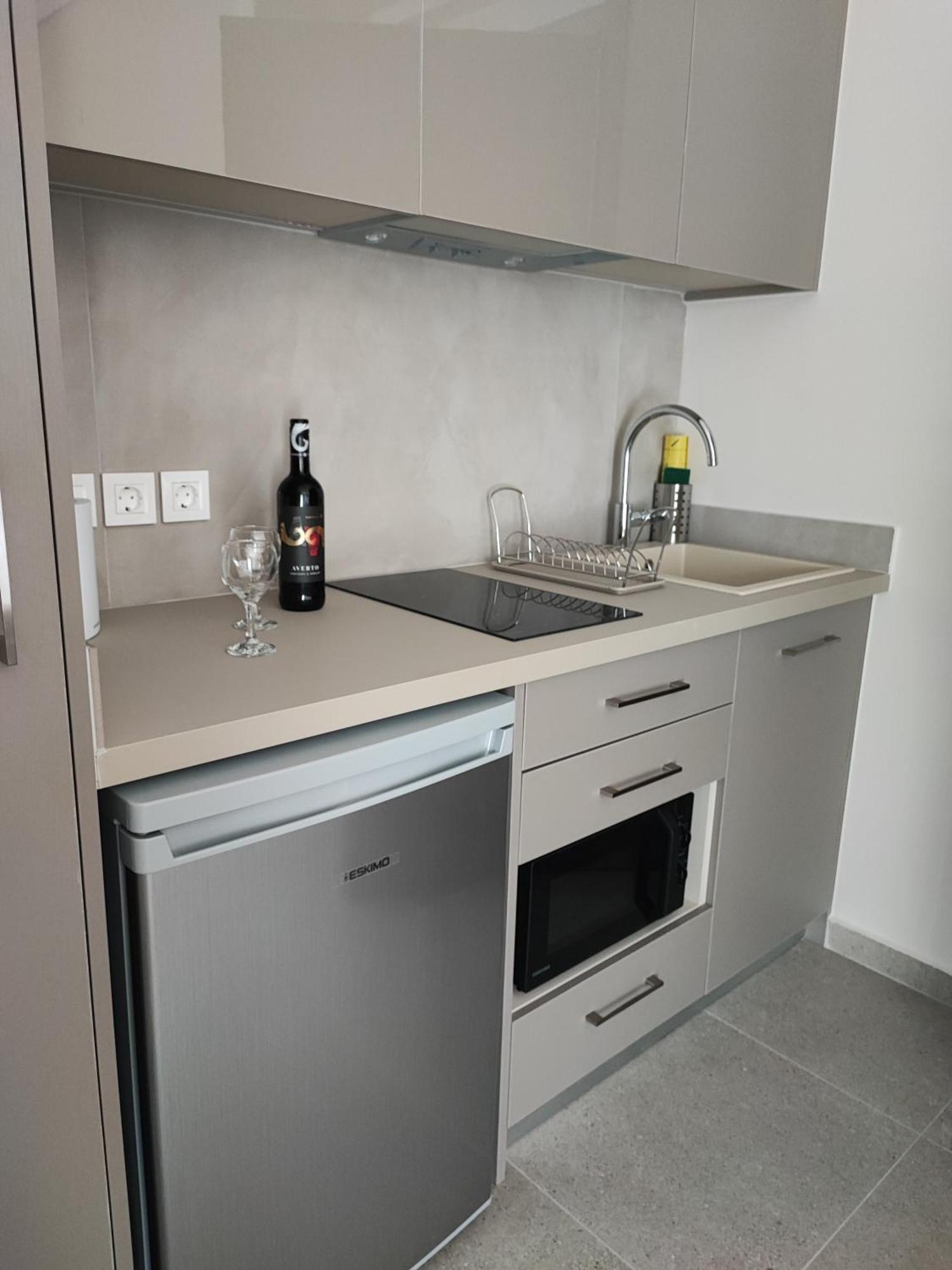 Niriton Residence Brand New Nydri Suites Exterior photo